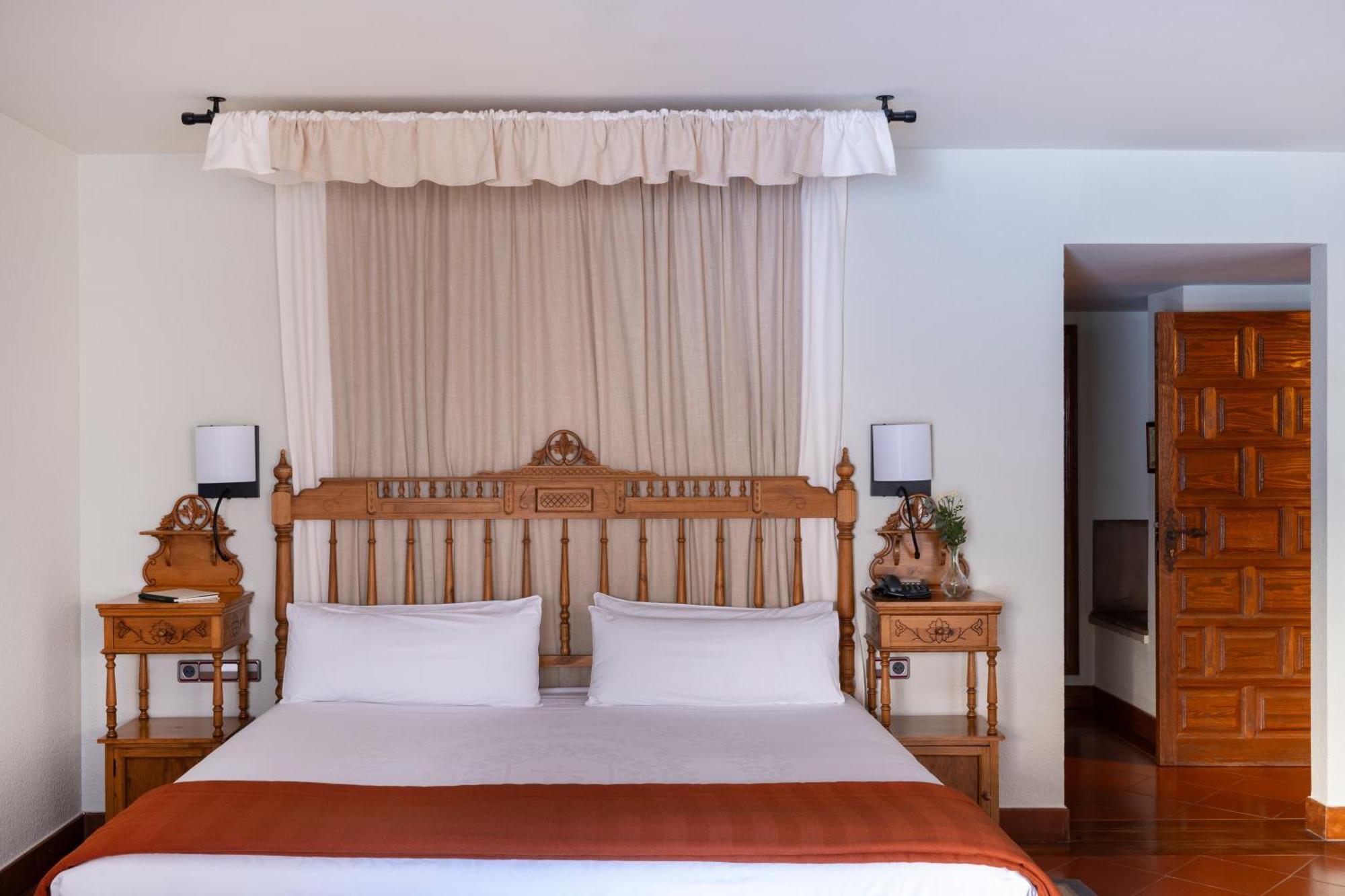 Parador De Santo Domingo De La Calzada Exteriör bild