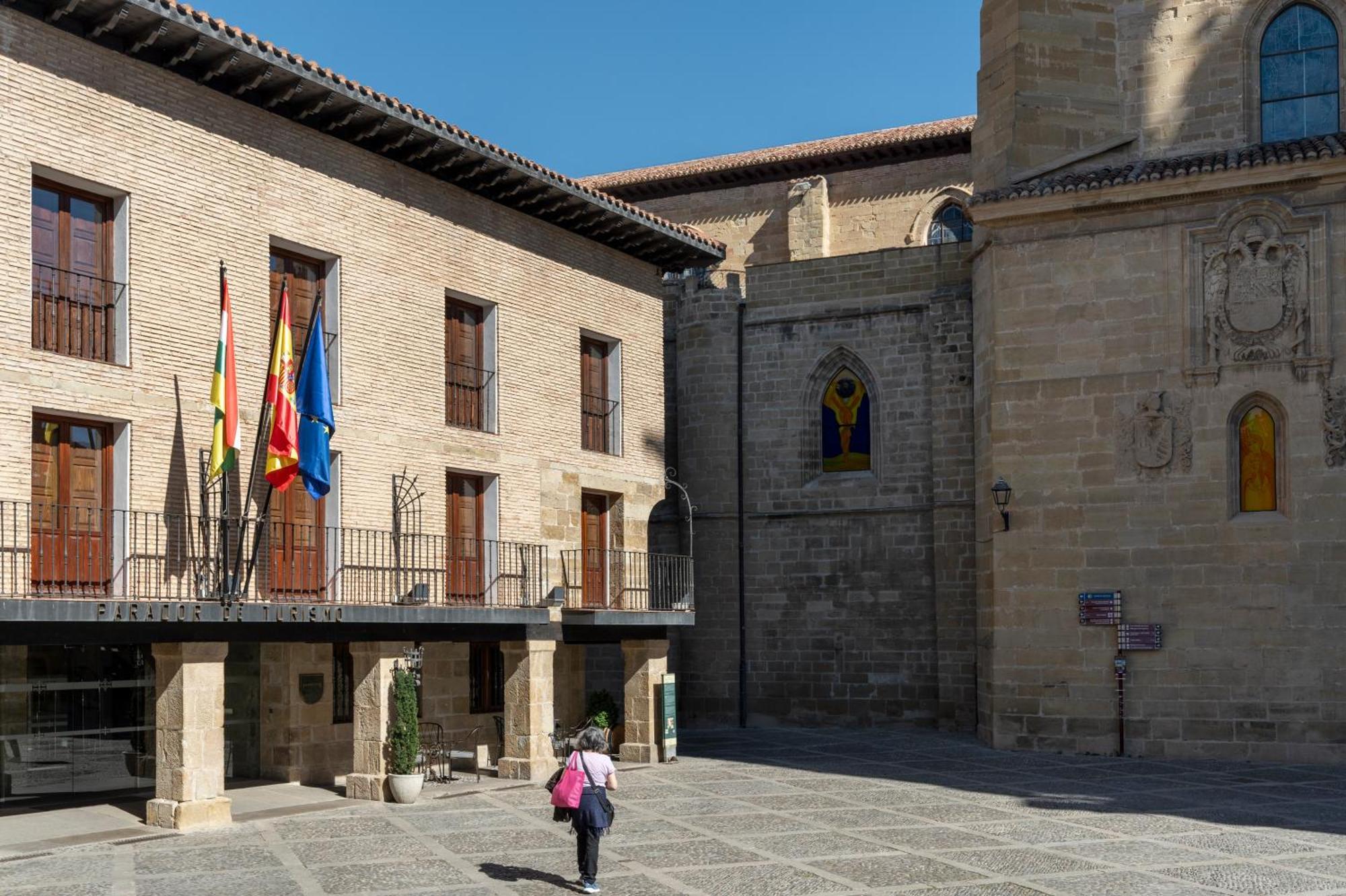 Parador De Santo Domingo De La Calzada Exteriör bild